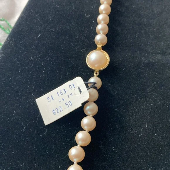 Richelieu Simulated Pearls NOS with Tags. Strand. - Picture 4 of 8